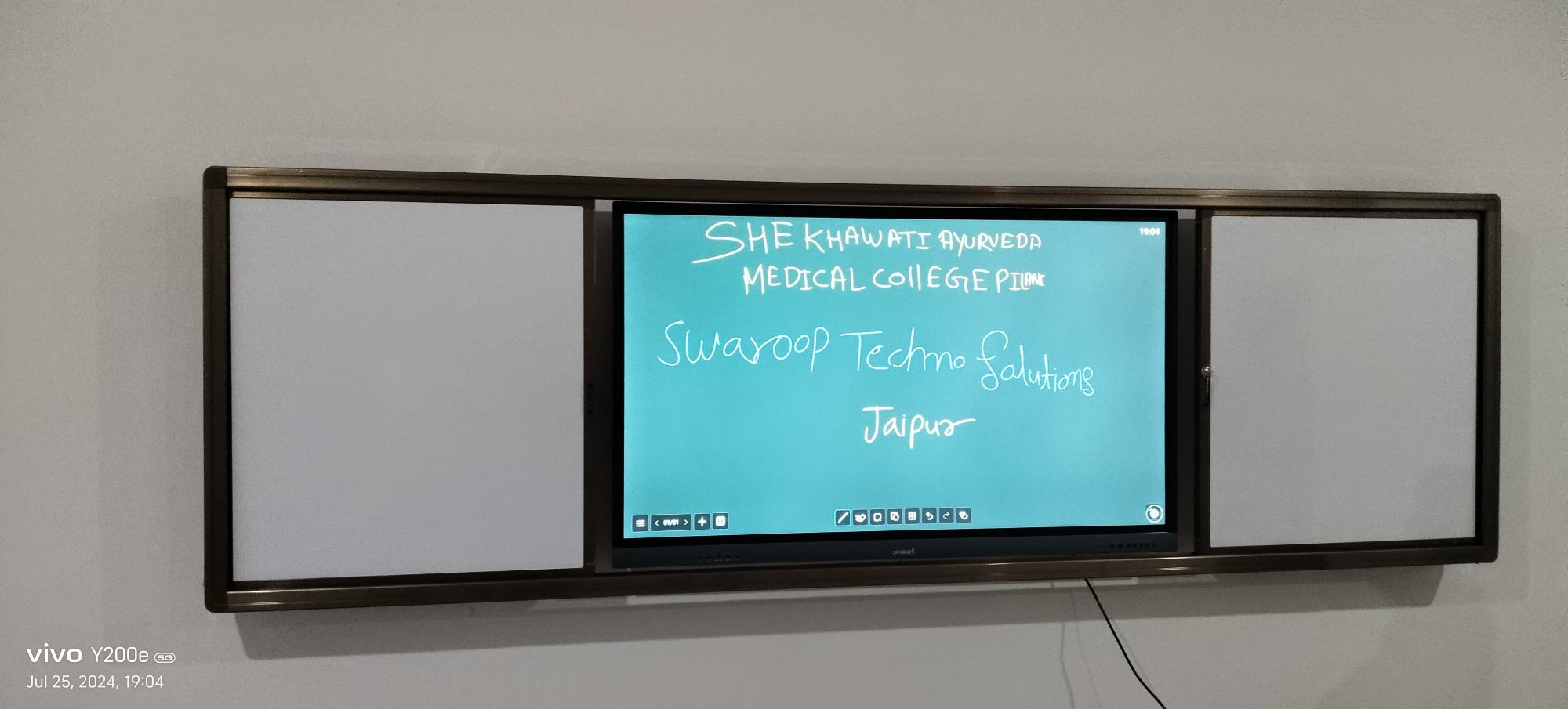 Settur Slider smooth sliding shutter safety system accessory for interactive flat panel stand setup in classroom training room and office in India